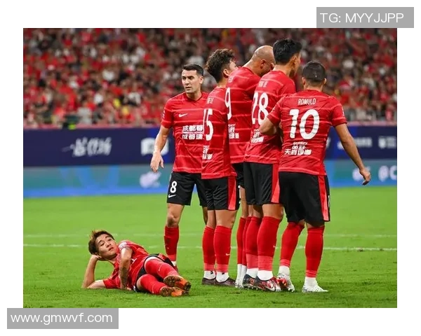 上海足球队技术实力强劲荣登全国足球技术排行榜第四位 上海足球队技术实力强劲荣登全国足球技术排行榜第四位