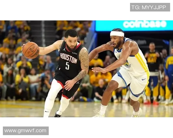 休斯顿火箭与金州勇士的激烈对决揭示NBA季后赛的悬念与精彩瞬间 休斯顿火箭与金州勇士的激烈对决揭示NBA季后赛的悬念与精彩瞬间