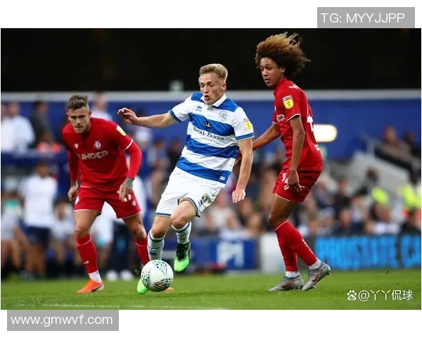 女王公园与谢菲尔德的激烈对决展现足球魅力与团队精神